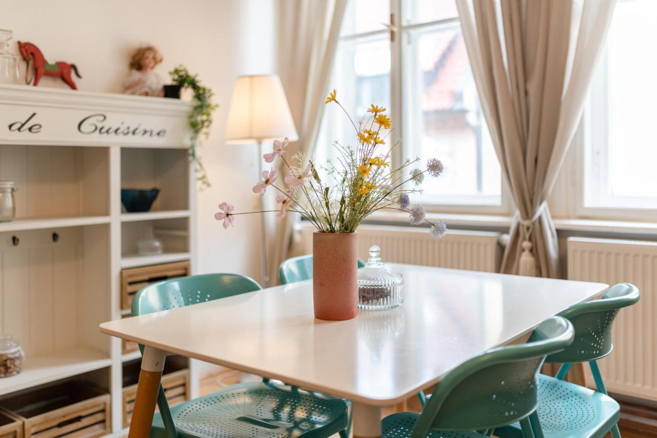 Frida Apartman Bratislava Exterior foto