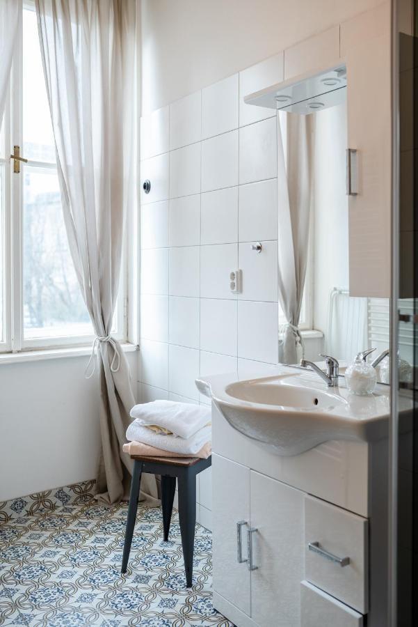 Frida Apartman Bratislava Exterior foto